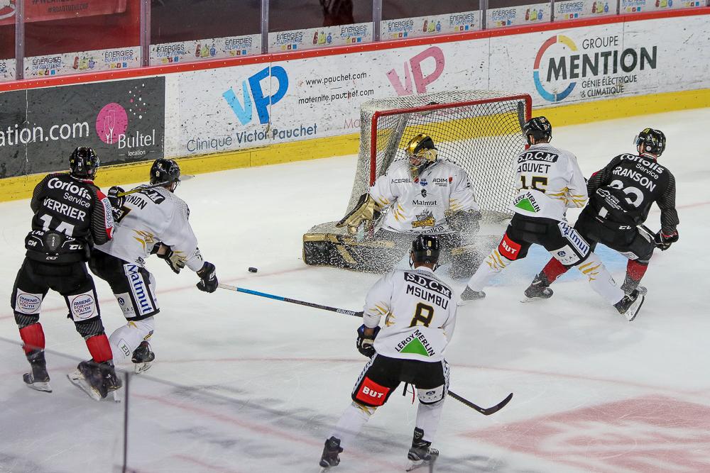 Amiens  2 - 3 Rouen