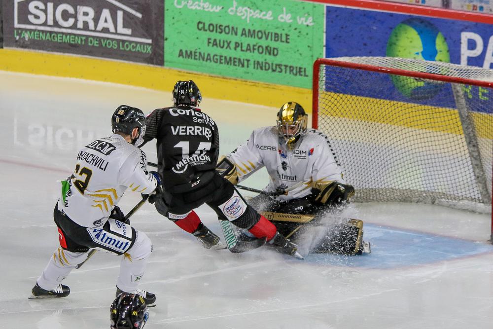 Amiens  2 - 3 Rouen