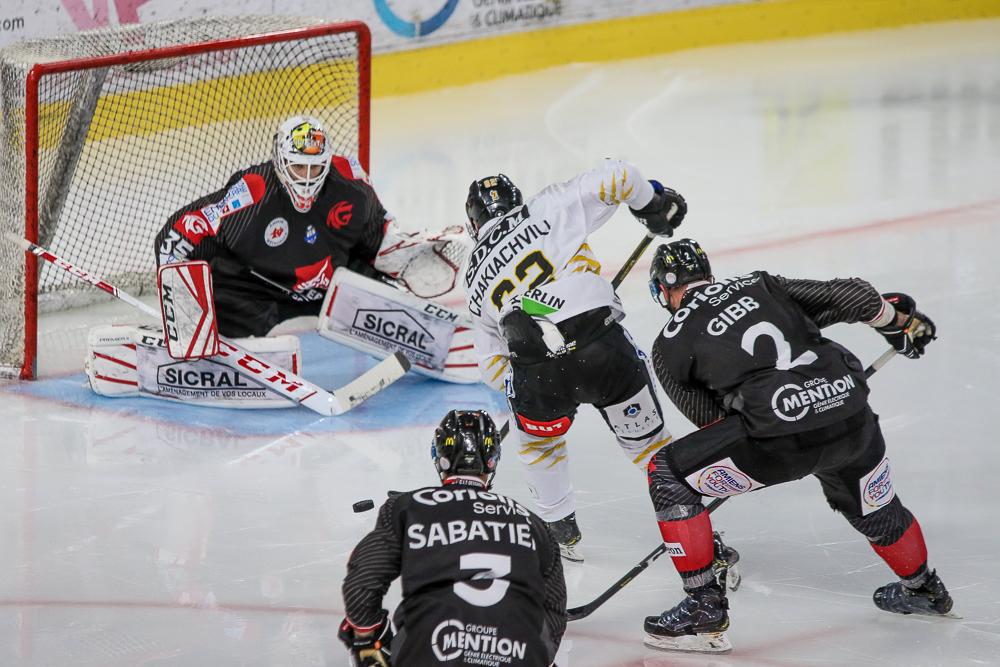 Amiens  2 - 3 Rouen