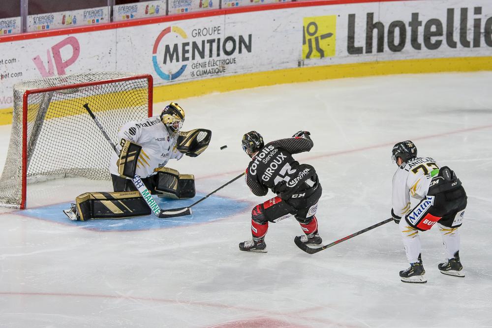 Amiens  2 - 3 Rouen