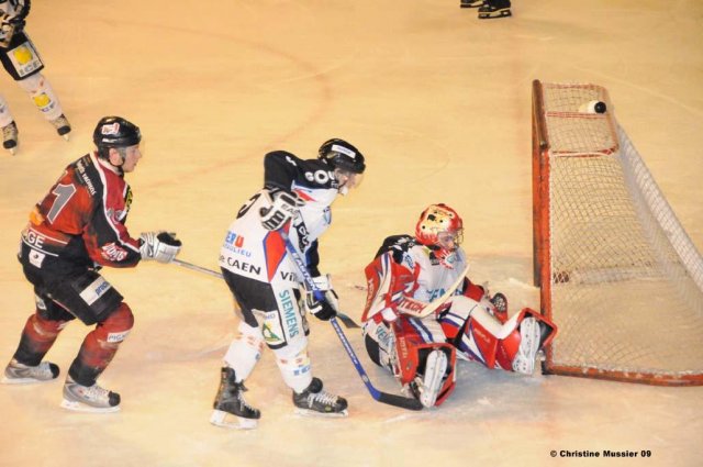 Photo hockey match Bordeaux - Caen  le 28/03/2009