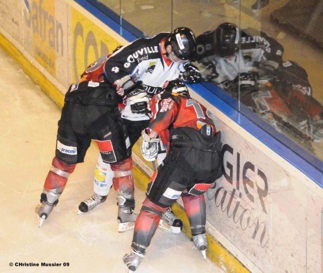 Photo hockey match Bordeaux - Caen  le 28/03/2009