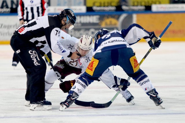 Photo hockey match Zug - Genève le 01/10/2019