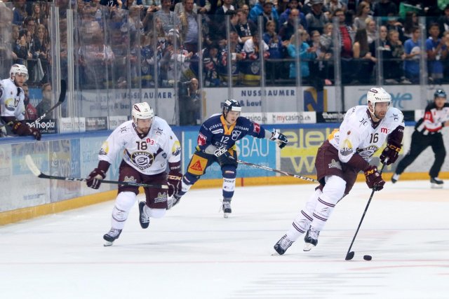 Photo hockey match Zug - Genève le 01/10/2019