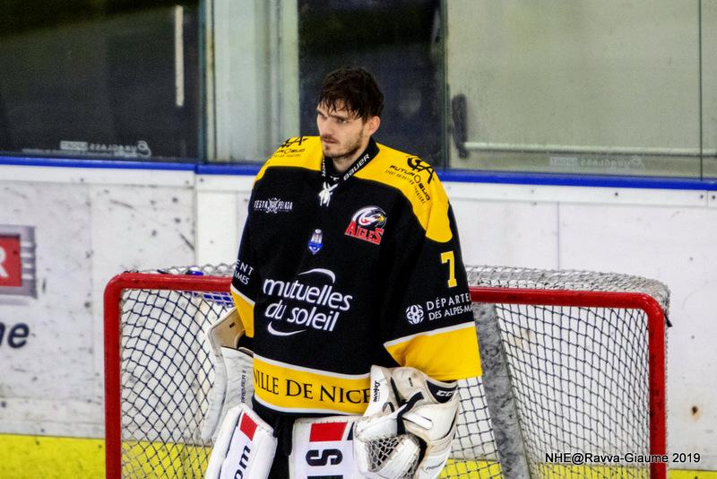 Nice 2 - 3 Chamonix 