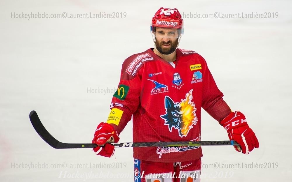 Grenoble  9 - 5 Briançon 