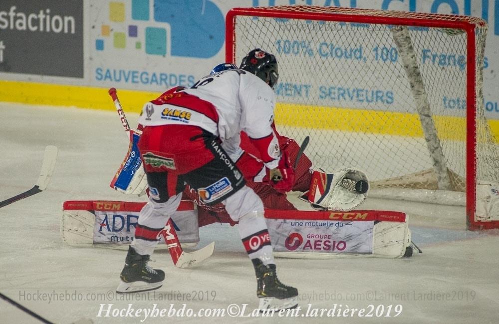 Grenoble  9 - 5 Briançon 
