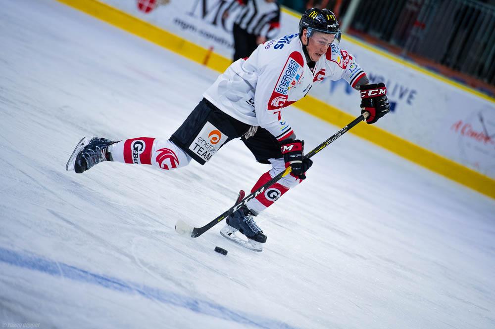 Chamonix  4 - 3 Amiens 