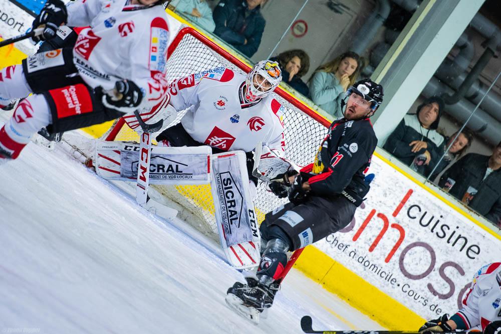Chamonix  4 - 3 Amiens 