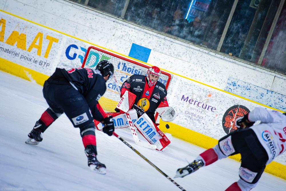 Chamonix  4 - 3 Amiens 