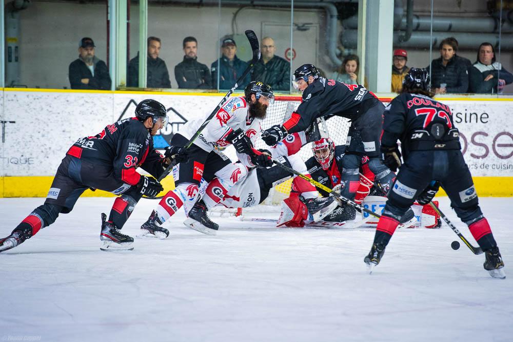 Chamonix  4 - 3 Amiens 