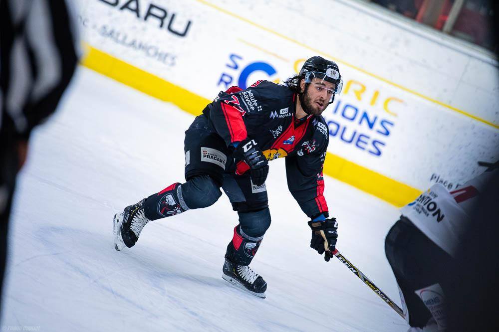 Chamonix  4 - 3 Amiens 