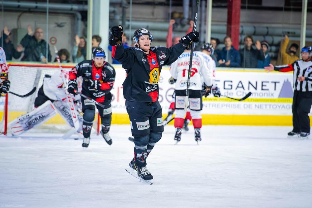 Chamonix  4 - 3 Amiens 