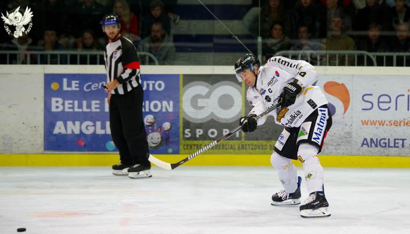 Anglet 2 - 4 Rouen