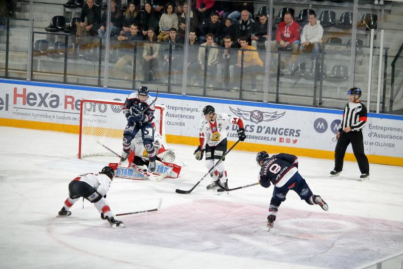 Angers  4 - 1 Chamonix 