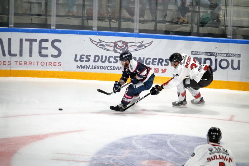 Angers  4 - 1 Chamonix 
