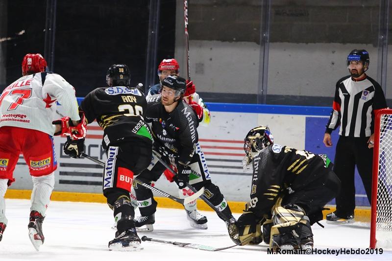 Rouen 3 - 4 Grenoble 
