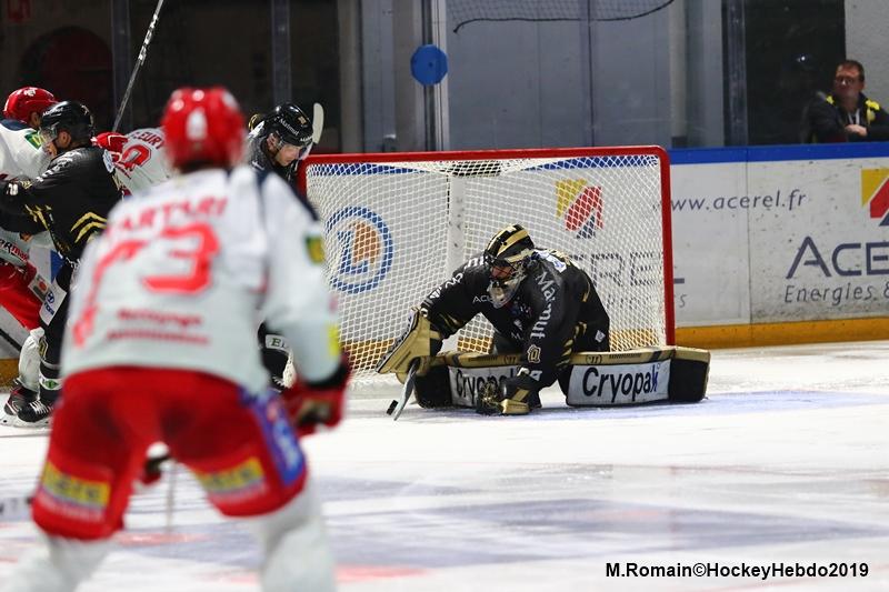 Rouen 3 - 4 Grenoble 