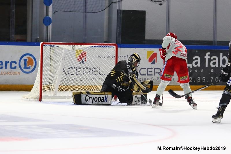 Rouen 3 - 4 Grenoble 