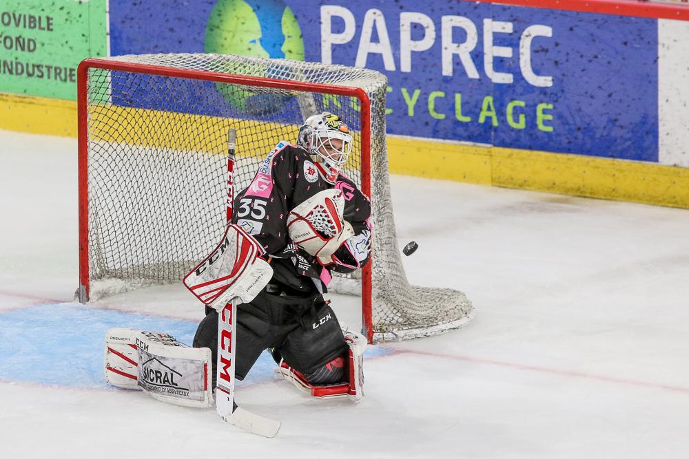 Amiens  5 - 2 Chamonix 