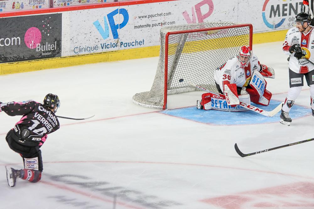 Amiens  5 - 2 Chamonix 