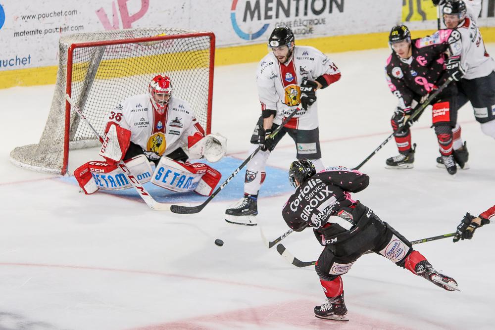 Amiens  5 - 2 Chamonix 