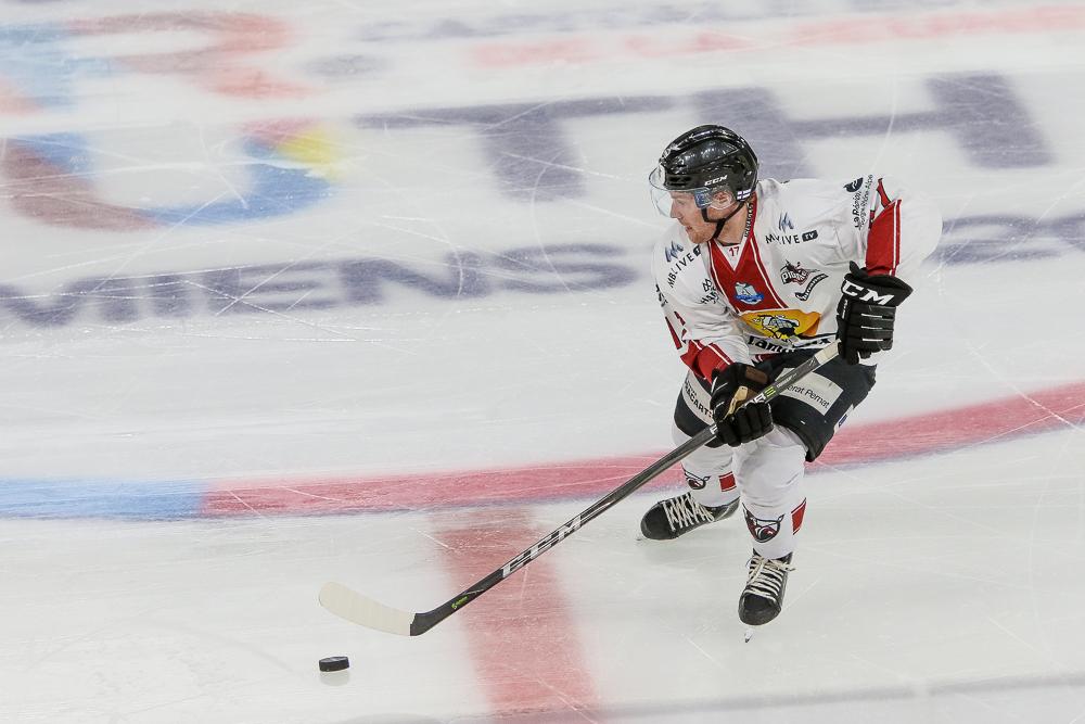 Amiens  5 - 2 Chamonix 