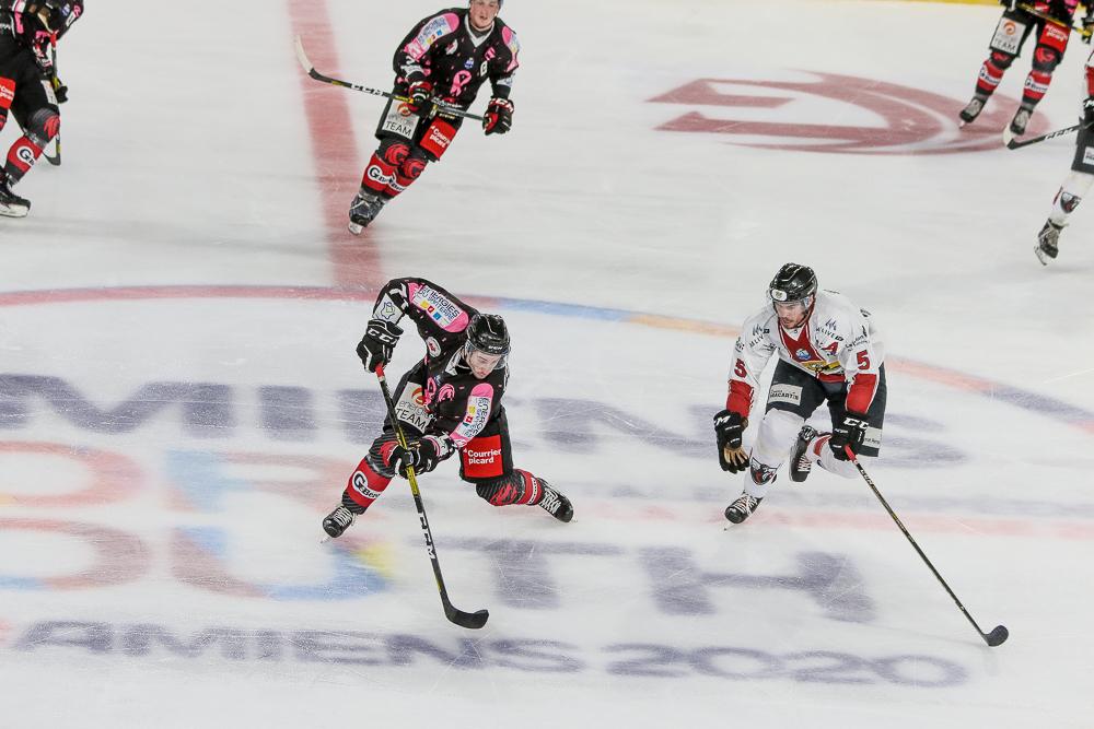 Amiens  5 - 2 Chamonix 