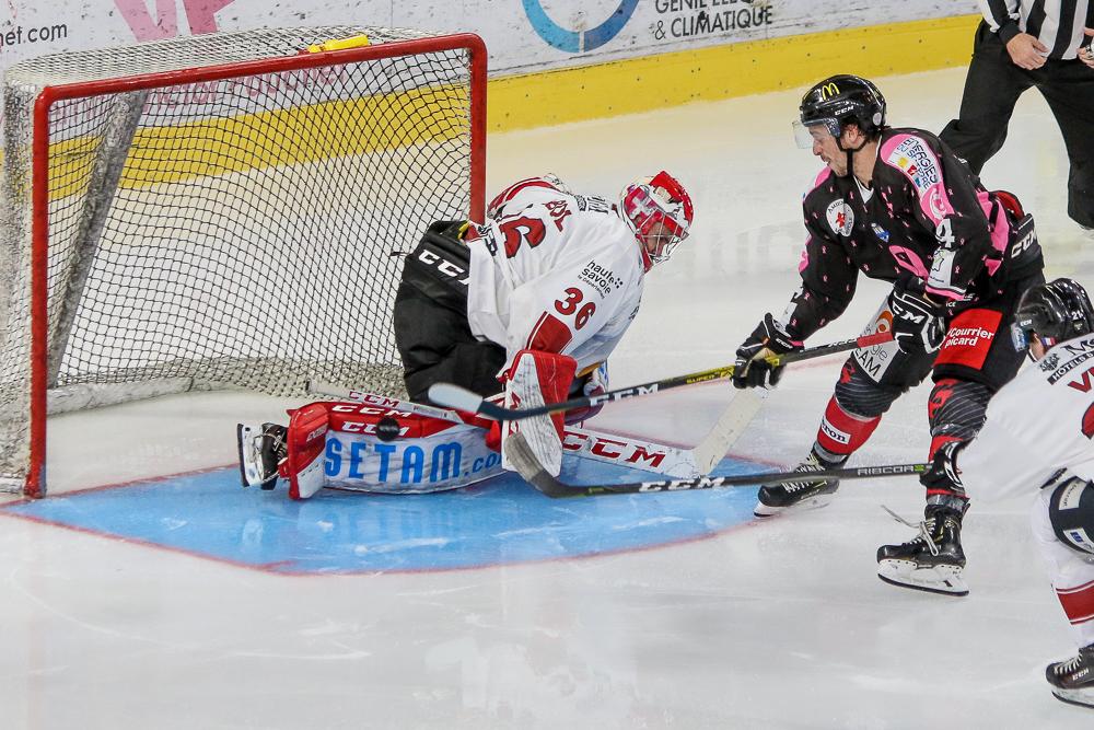 Amiens  5 - 2 Chamonix 