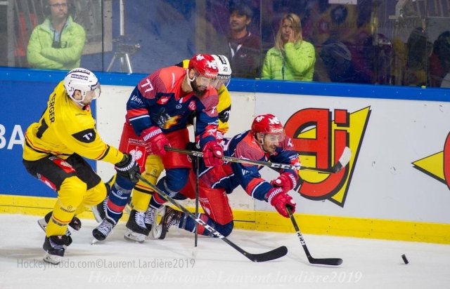 Photo hockey reportage Berne s'impose logiquement à Pole Sud