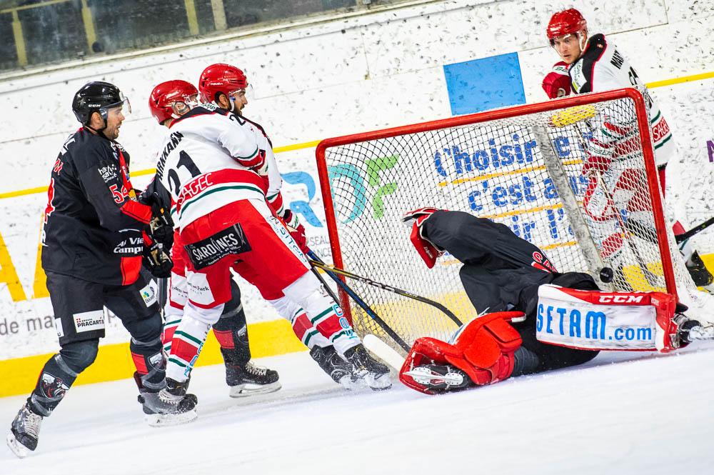 Chamonix  6 - 3 Anglet