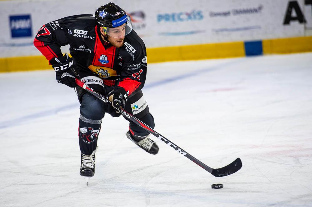Chamonix  6 - 3 Anglet