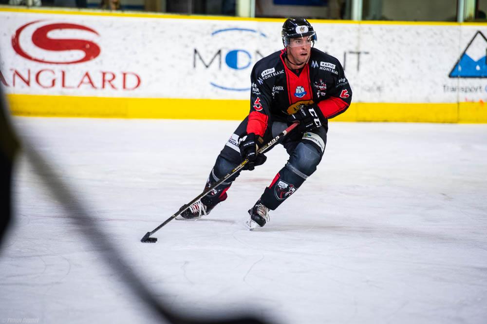 Chamonix  6 - 3 Anglet