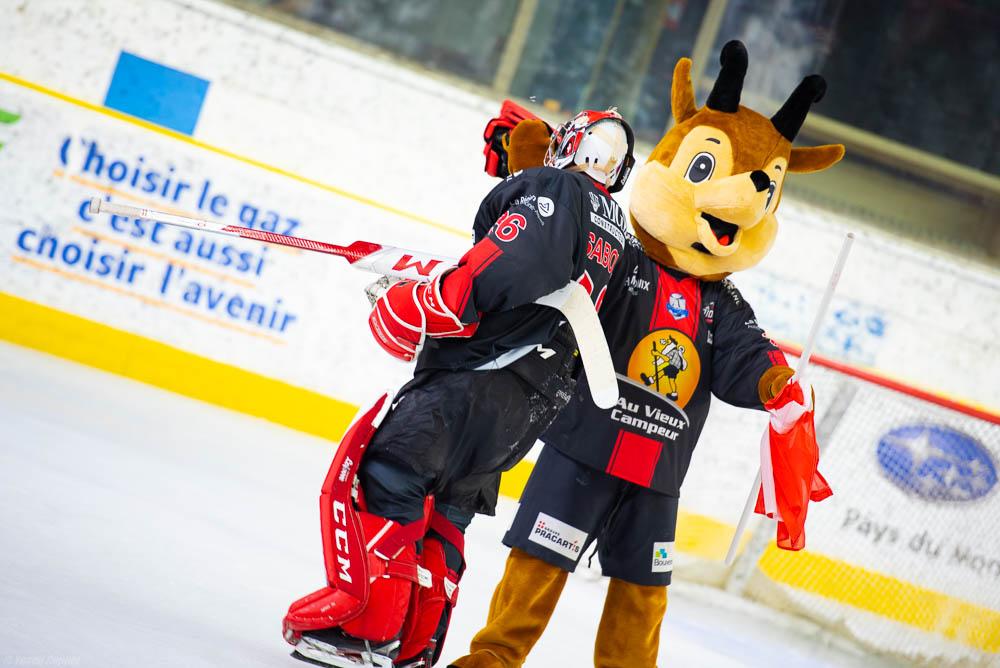 Chamonix  6 - 3 Anglet