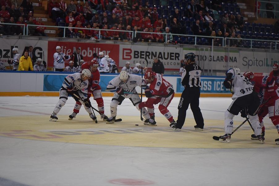 Rapperswil-Jona 4 - 2 Fribourg