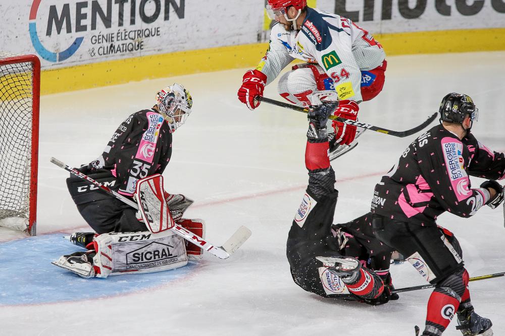 Amiens  3 - 4 Grenoble 