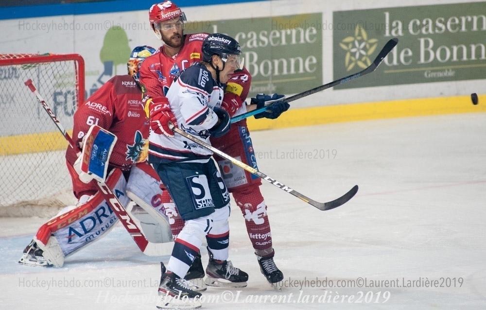 Grenoble  5 - 4 Angers 