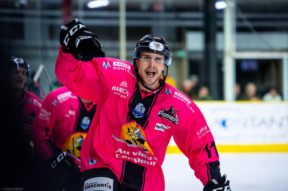Chamonix  3 - 6 Grenoble 