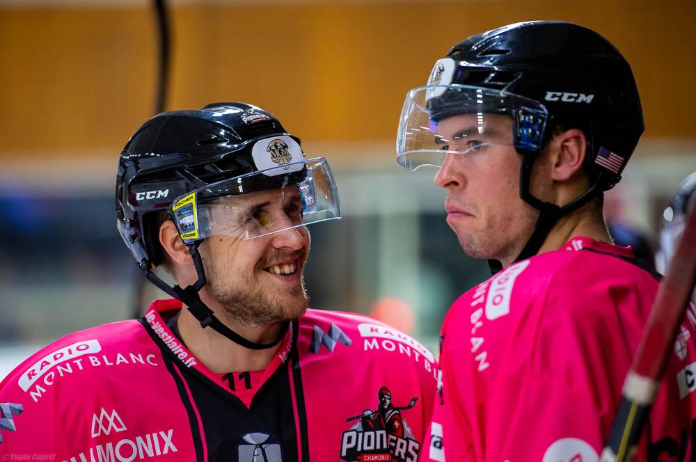 Chamonix  3 - 6 Grenoble 