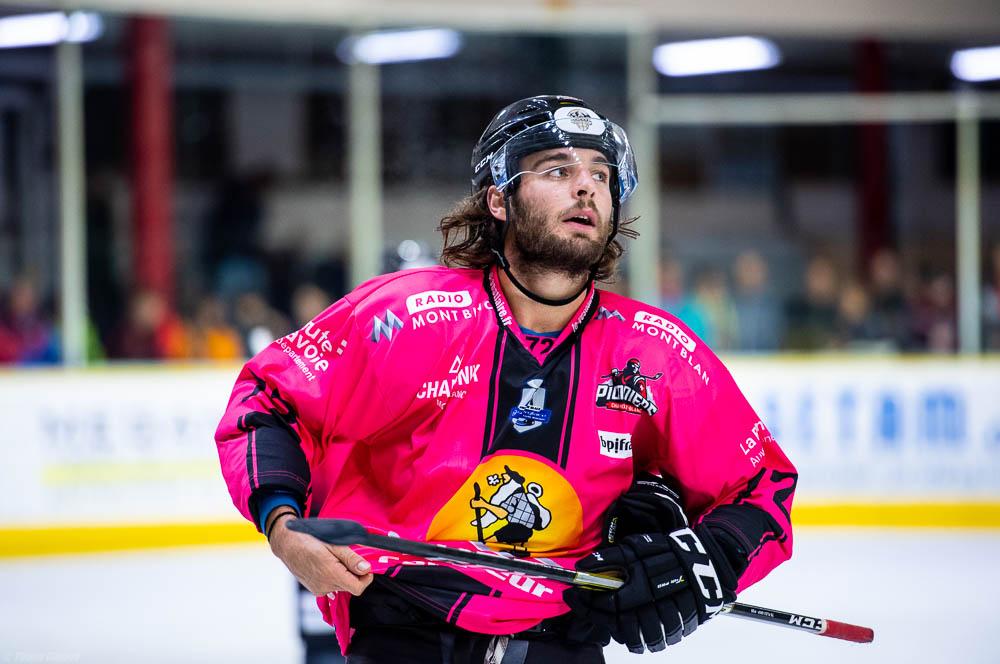 Chamonix  3 - 6 Grenoble 