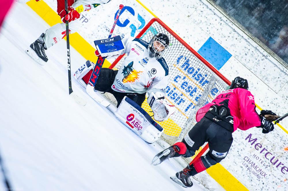 Chamonix  3 - 6 Grenoble 
