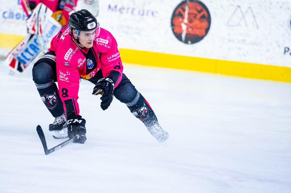 Chamonix  3 - 6 Grenoble 