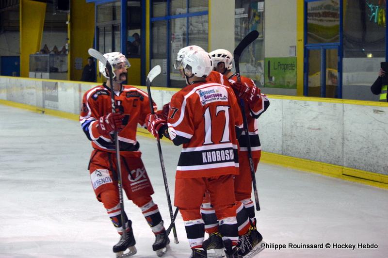 Dijon  12 - 0 Compiègne