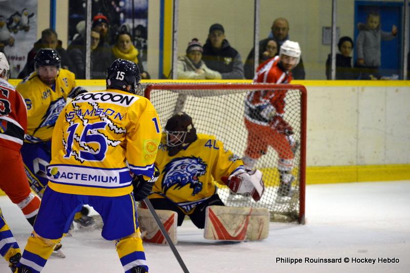 Dijon  12 - 0 Compiègne