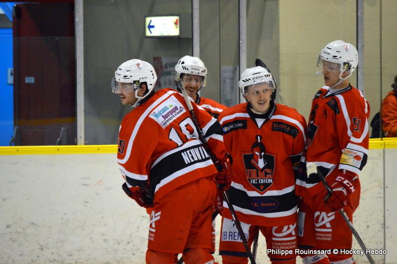 Dijon  12 - 0 Compiègne
