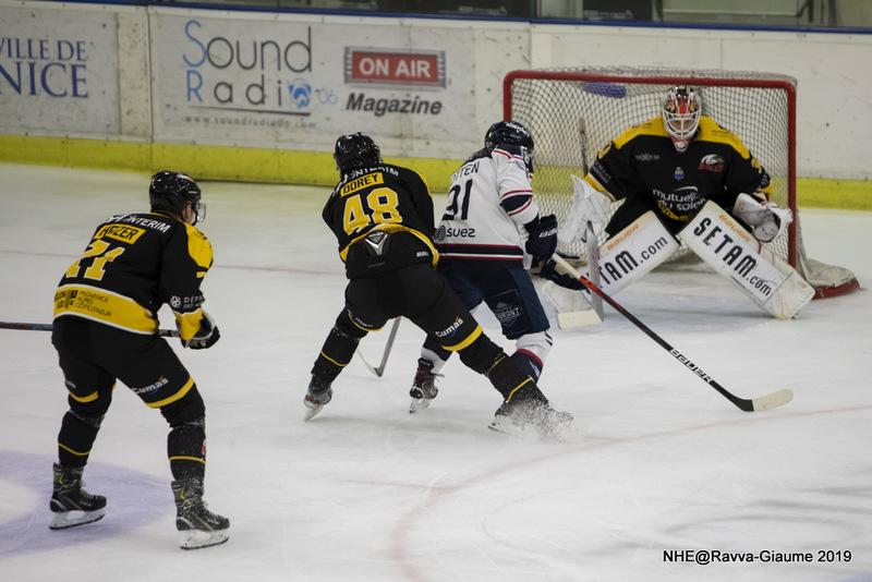 Nice 5 - 6 Angers 
