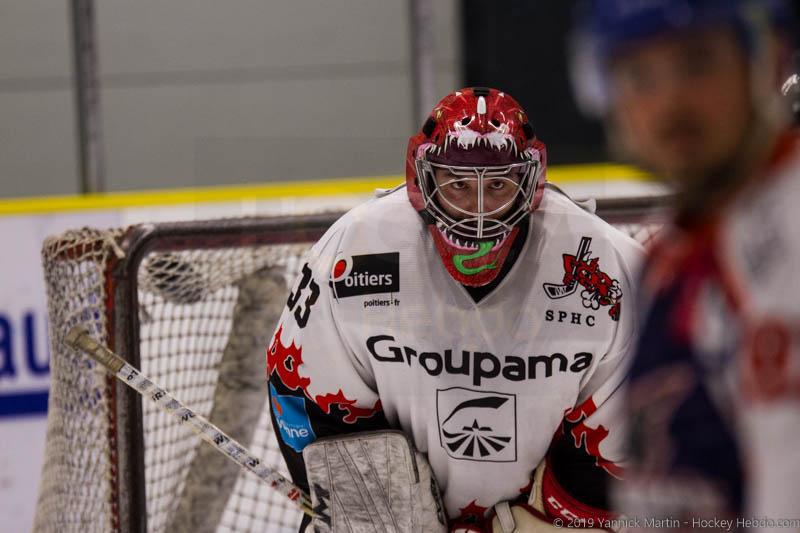 Clermont-Ferrand II 0 - 5 Poitiers