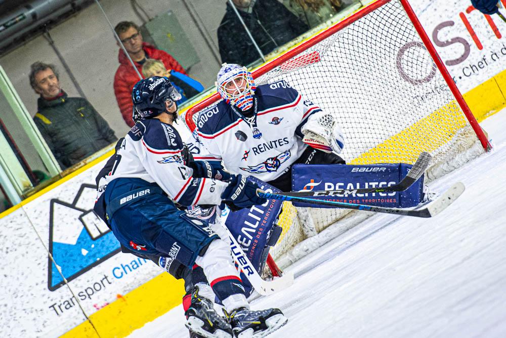 Chamonix  6 - 3 Angers 
