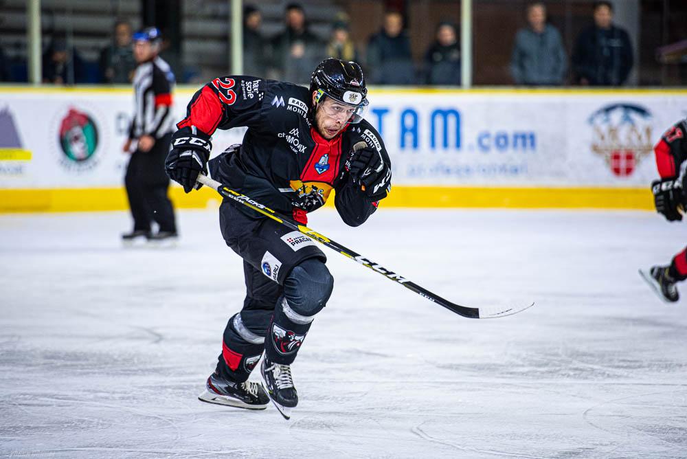 Chamonix  6 - 3 Angers 