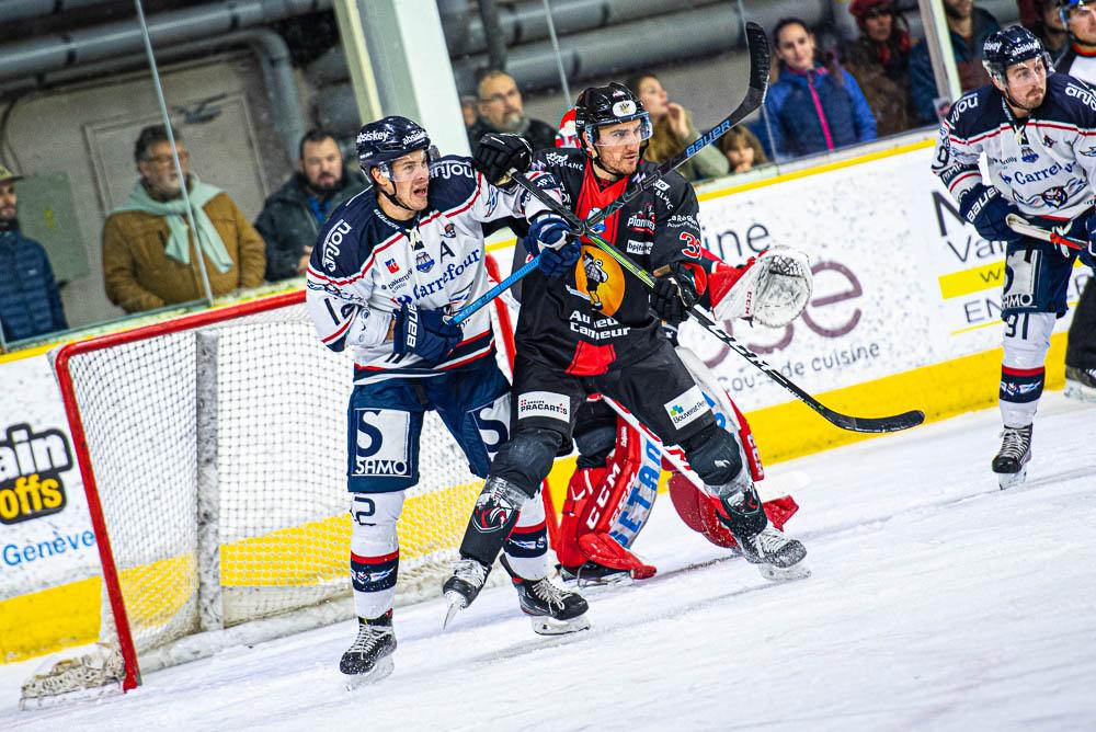 Chamonix  6 - 3 Angers 
